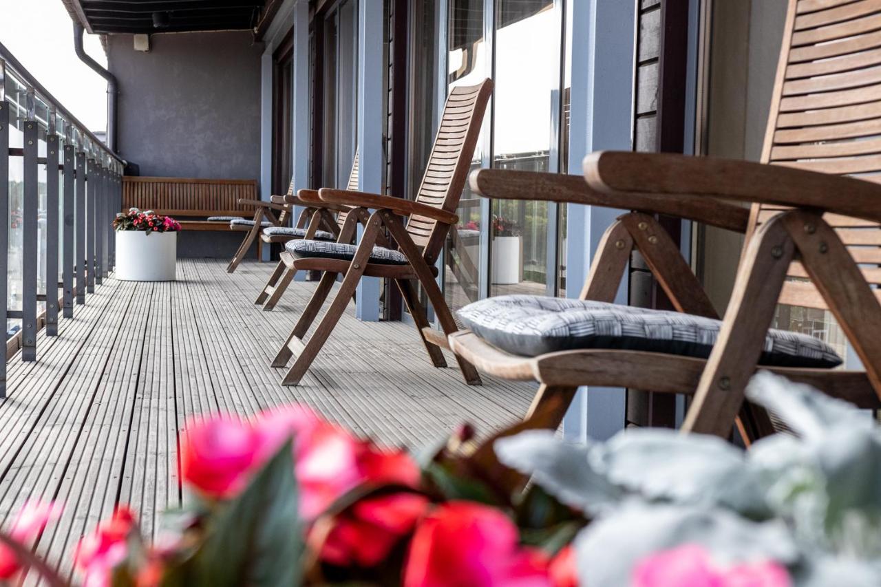 Hotel Kolumbs Liepaja Exterior photo